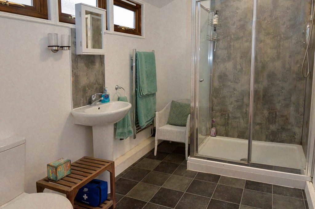 The Bathroom in Flaxpool Well Garden Room